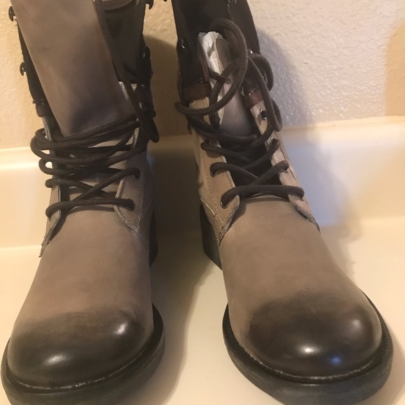 Coconuts by Matisse distressed combat boots - Picture 2 of 7